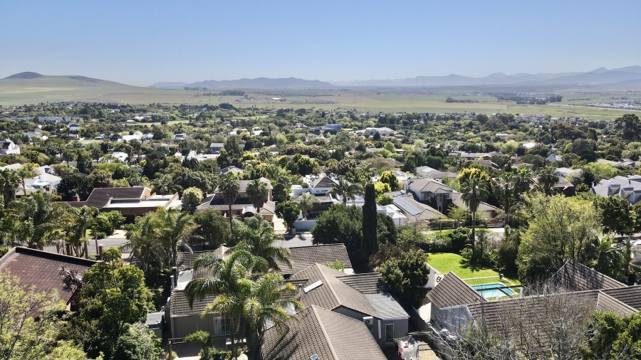 5 Bedroom Property for Sale in Vierlanden Western Cape